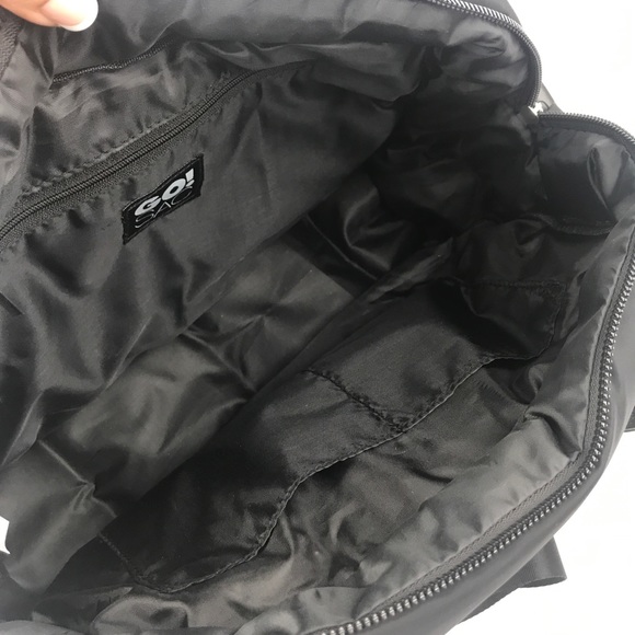 GoSac Black Quilted Crossbody Bag - Picture 12 of 13